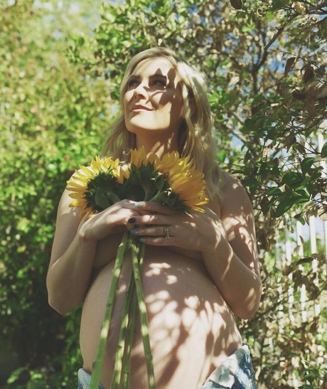 Renee Paquette erotic star photos