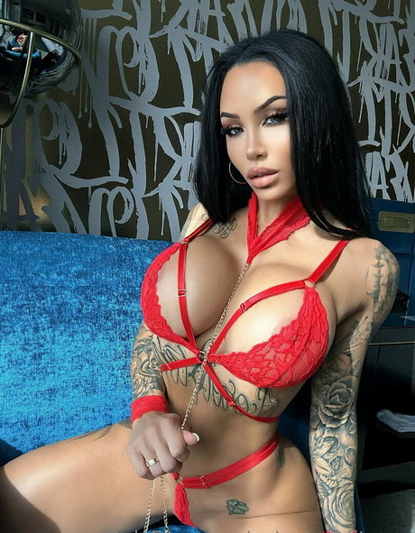 Natasha Noelle exclusive model archive