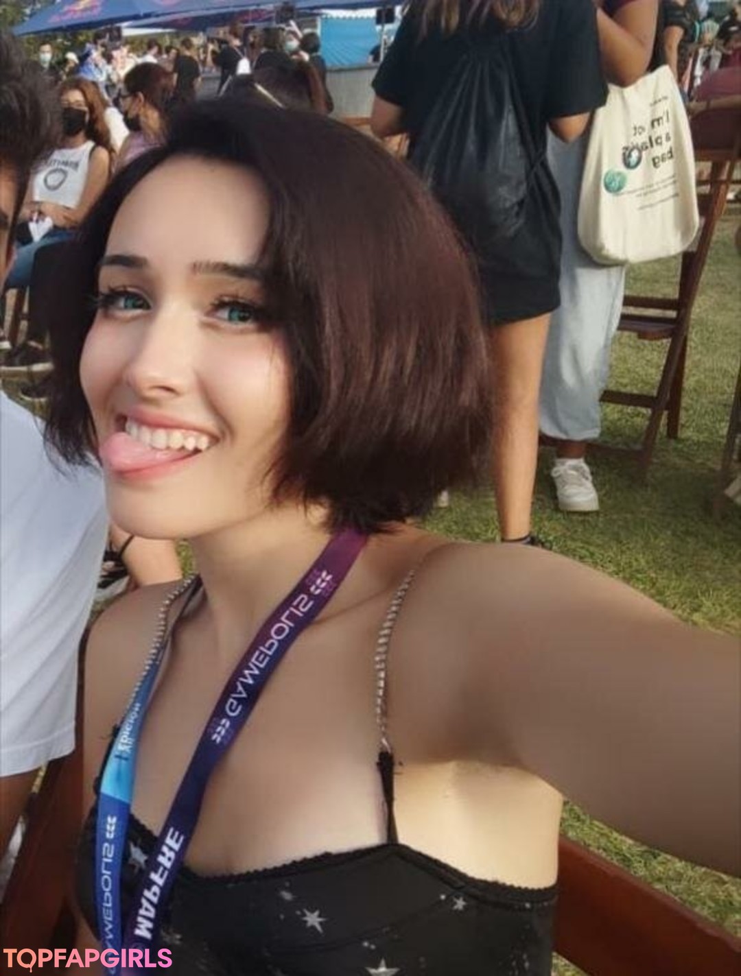 Nyukix model best pictures