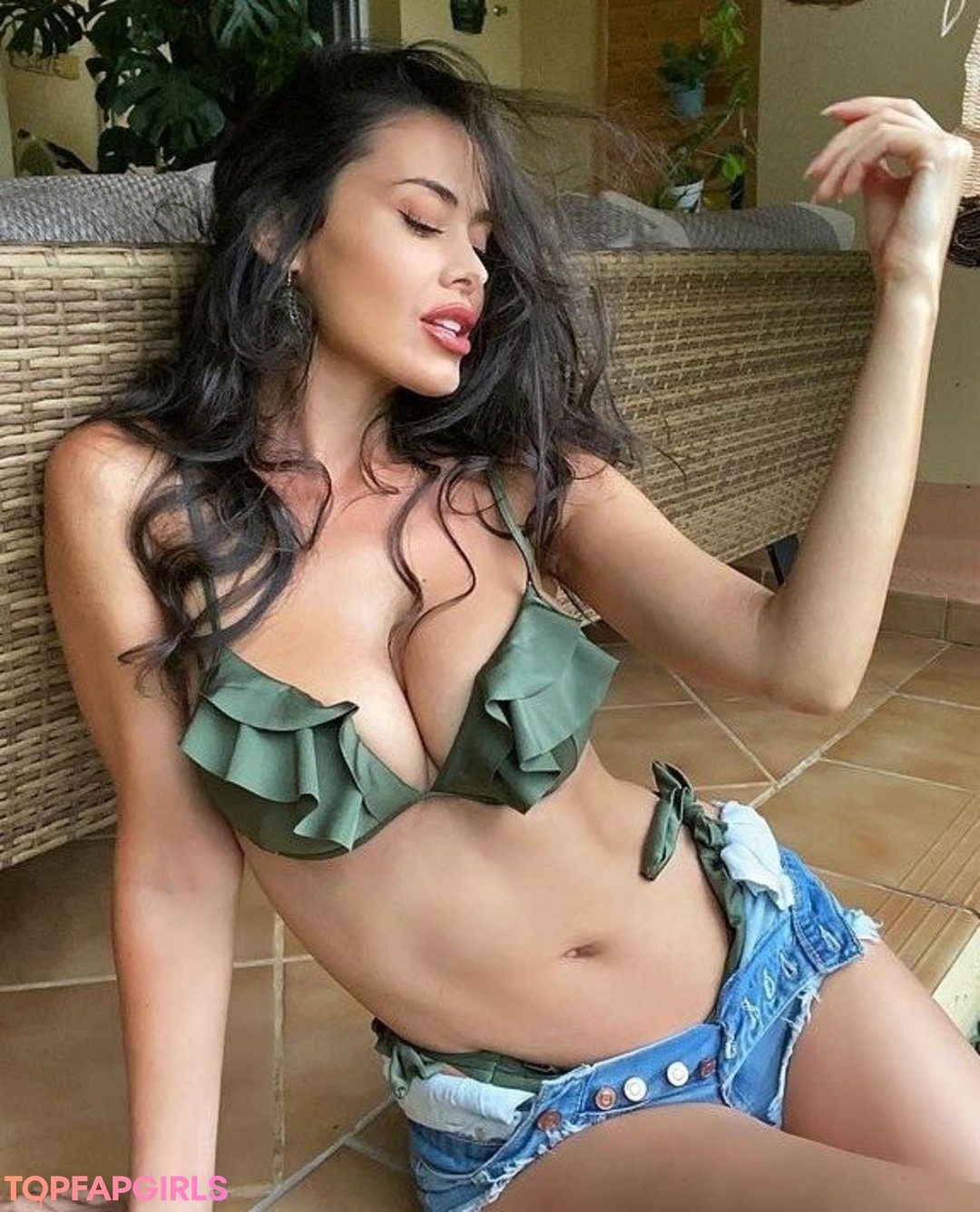 young free onlyfans perfect pic