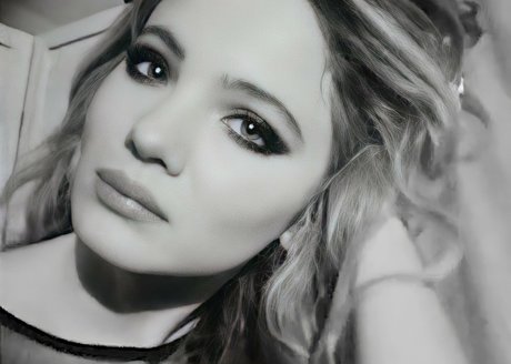 Freya Allan model naked image