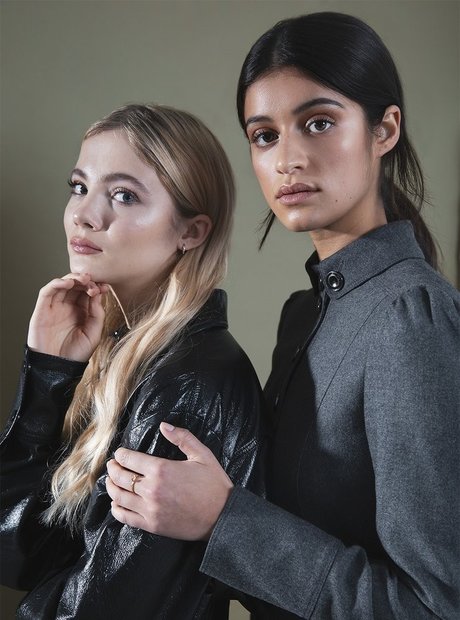 Freya Allan hot actress pics