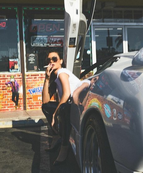 Jessica Naz model sexy images