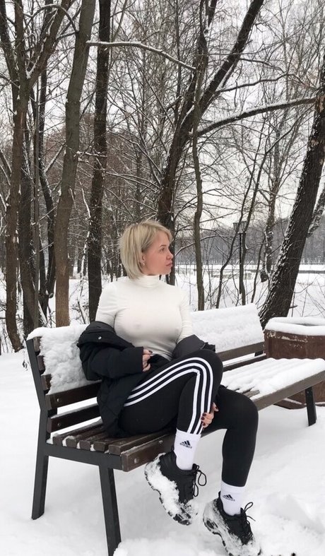 Lyubov Tomskaya model nice image