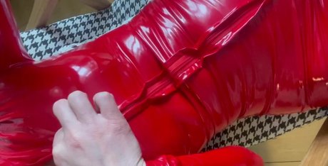 Lyubov Tomskaya top profile image