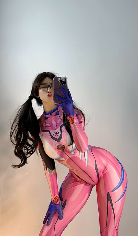 busty onlyfans erotic galleries