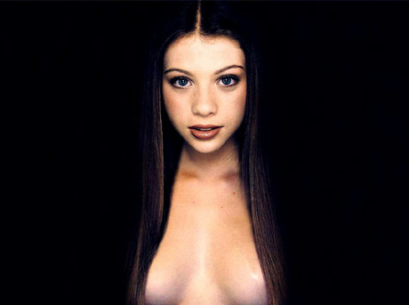 Michelle Trachtenberg pornstar beautiful pics