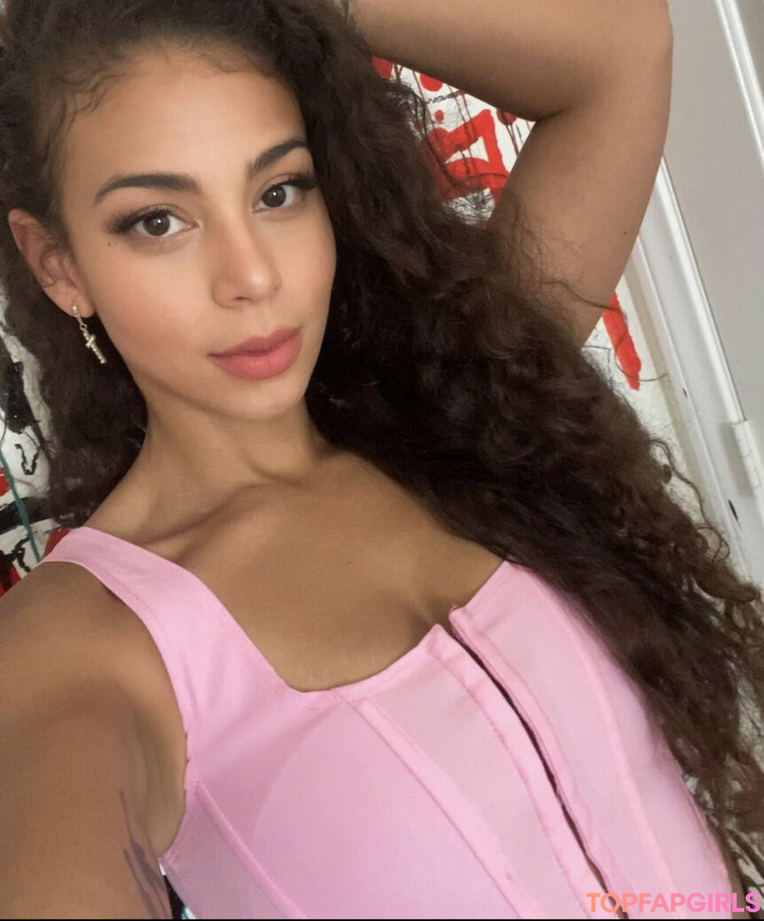 Samantha Irvin nudes actress pics