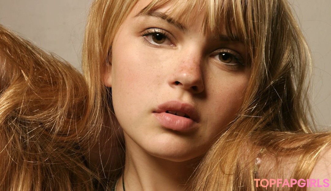 Aimee Richelle Teegarden perfect model pics