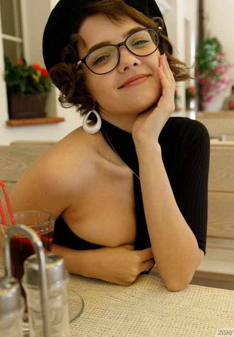 fitness model onlyfans art naked images