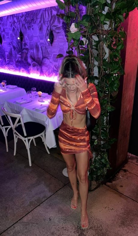 Olivia Holt model pornographic pictures