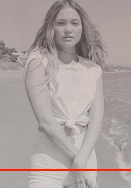 Olivia Holt xxx pornstar pic