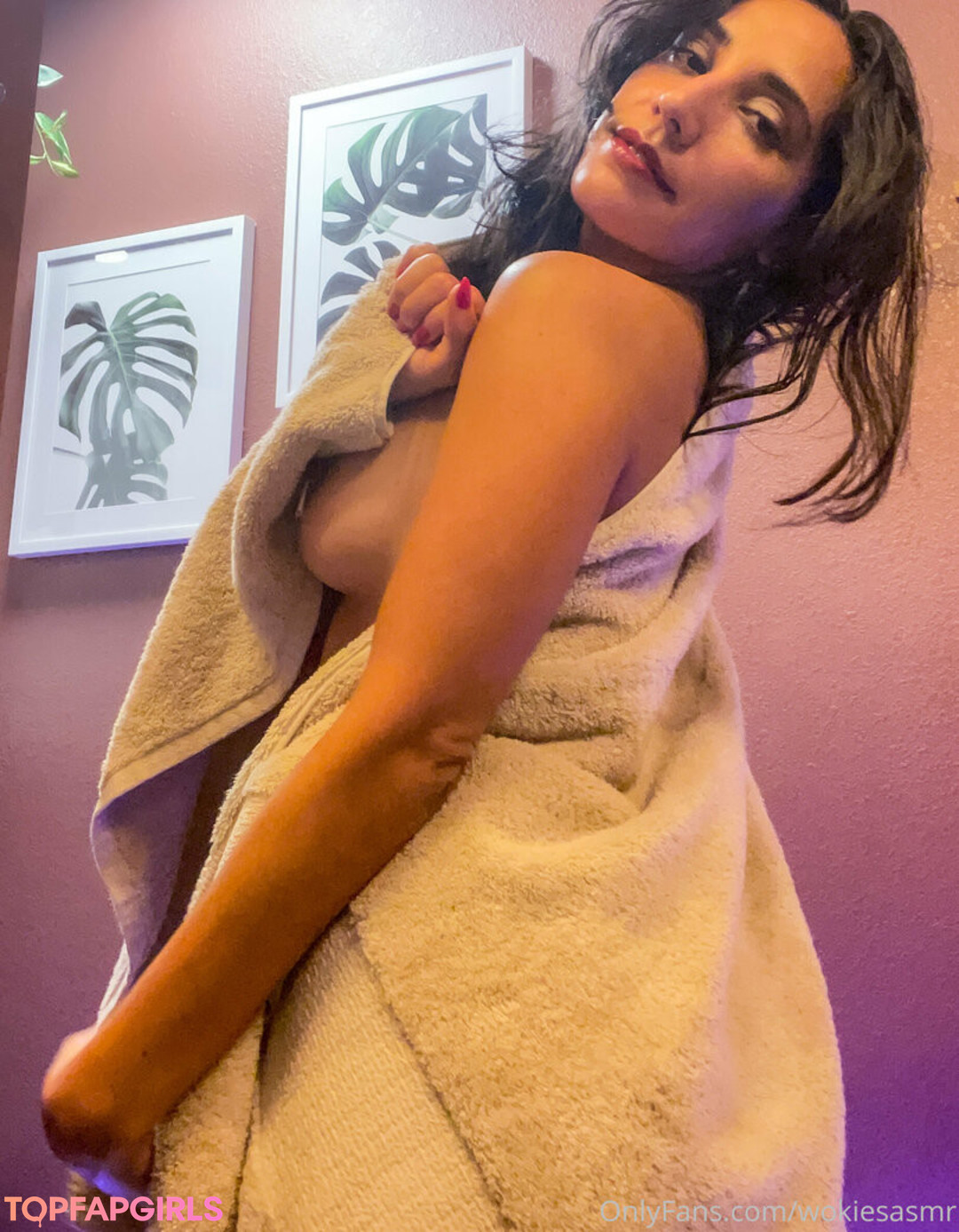 WokiesASMR model nude gallery