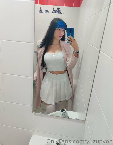 Yuzu Pyon art model img