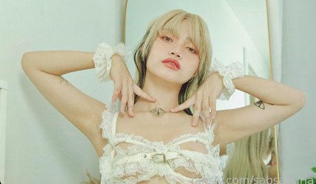 Sab Sangria model free pictures