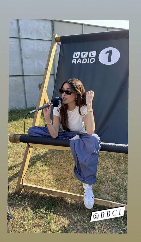 lesbian milf onlyfans art xxx archive