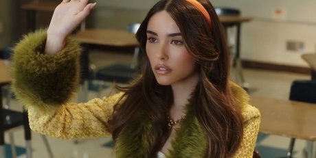 blonde secretary onlyfans nude image