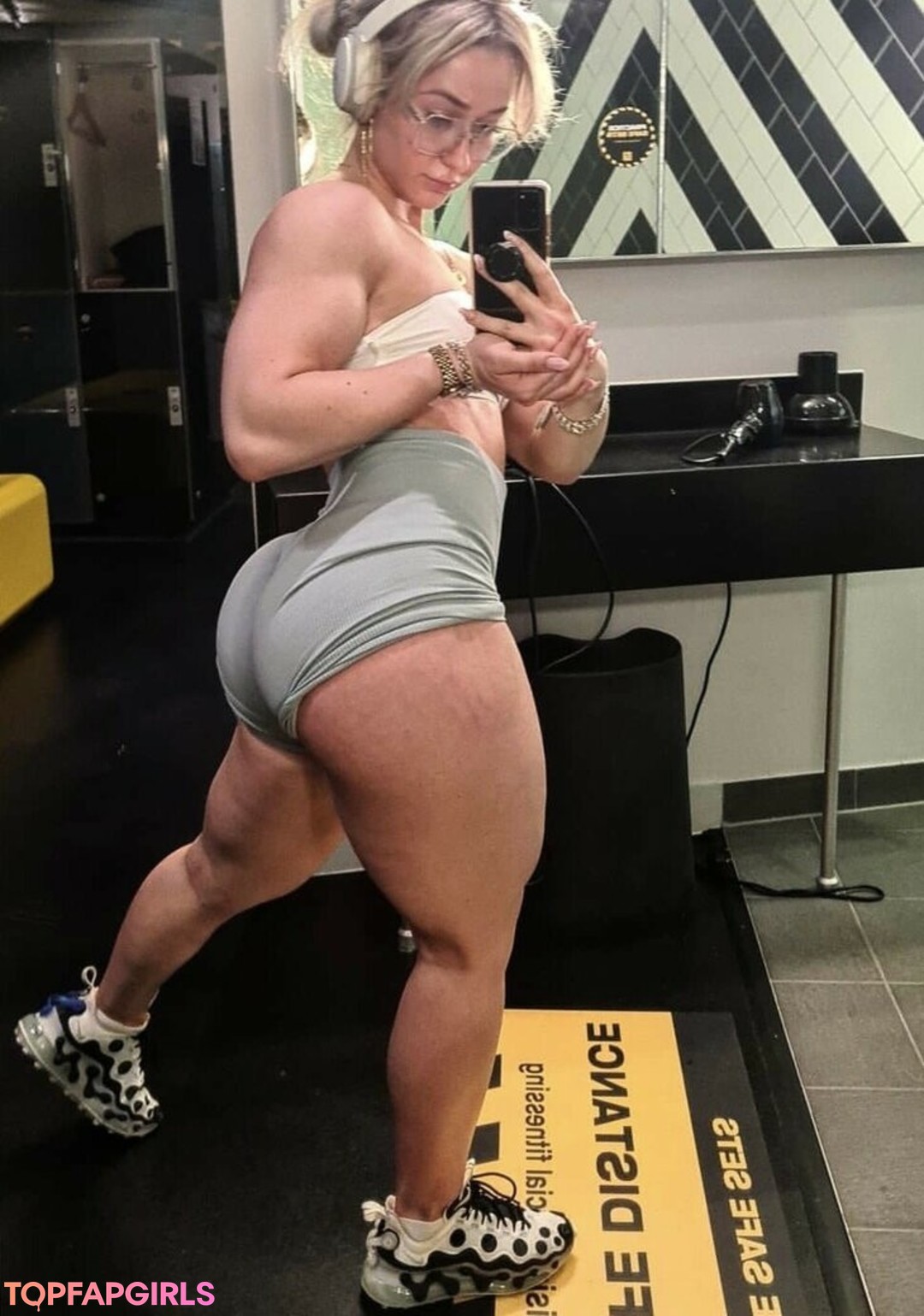 teen topless onlyfans hot sex image