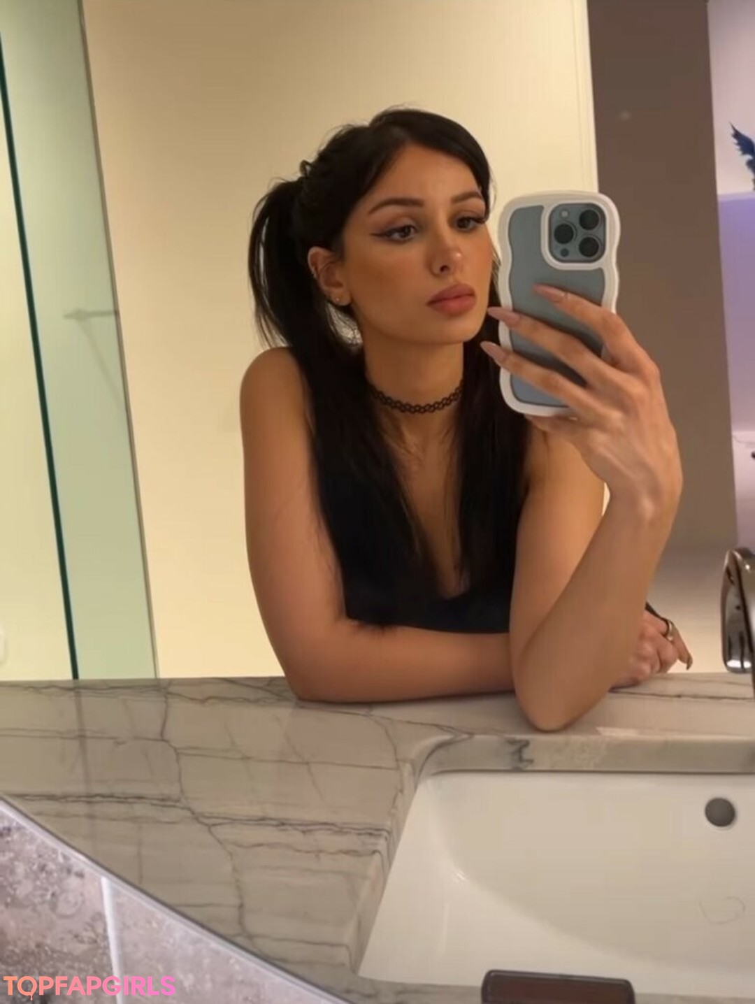 emo slut onlyfans free naked picture