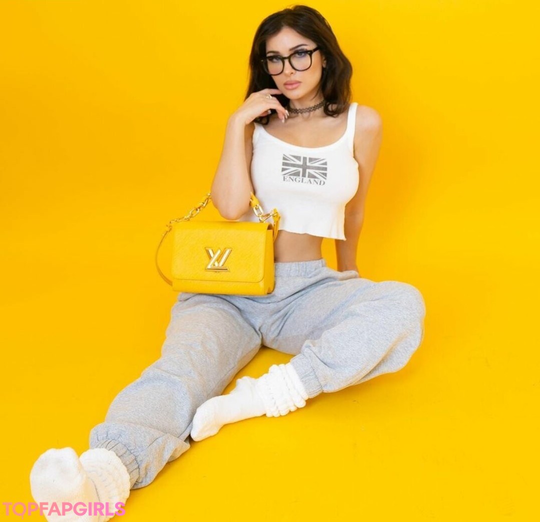 Sssniperwolf high quality star photos