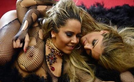 jerk onlyfans erotic pic