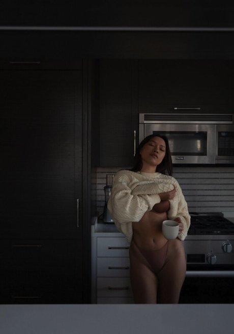 Julia Kelly model pretty img