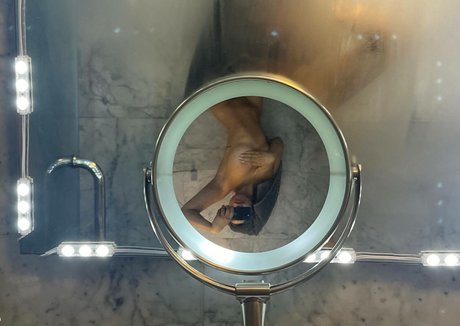 blonde midget onlyfans hot sexy pics