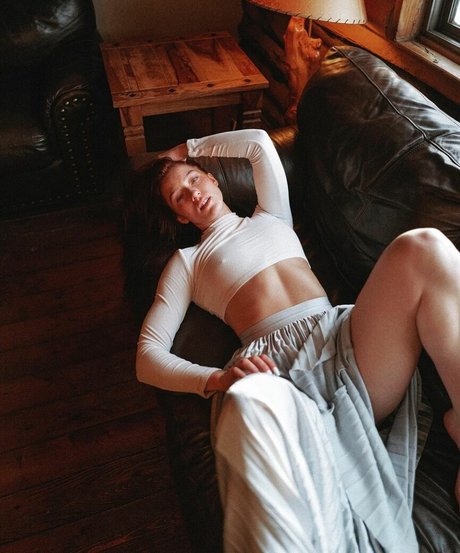 hottest midget onlyfans sexy xxx picture