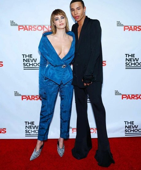 Cara Delevingne exclusive model galleries