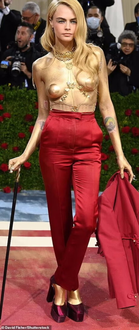 milf strip onlyfans hot sex image