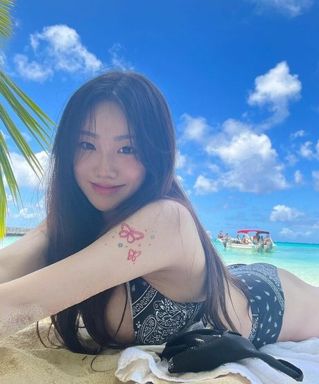 nerdy teen onlyfans beautiful xxx image