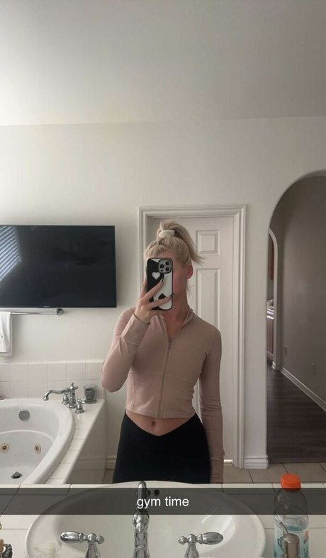 Loren Gray model hd photos