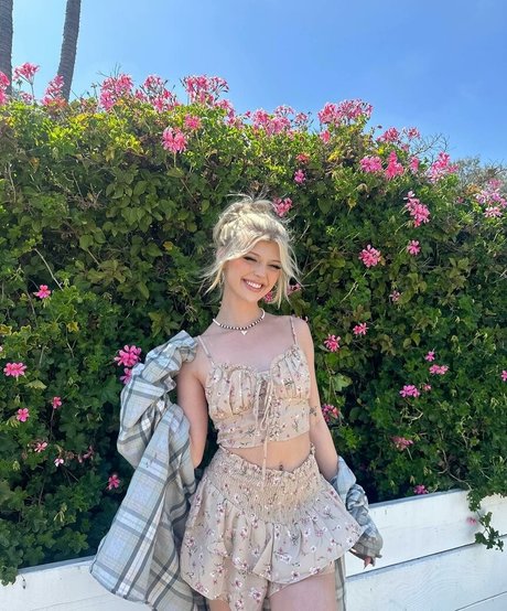 Loren Gray free model img