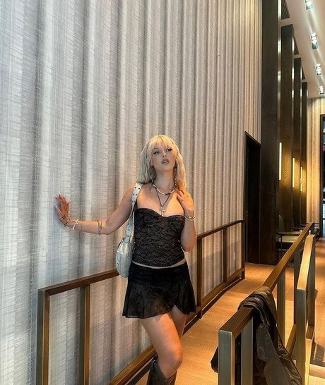 mother daughter onlyfans pretty picture