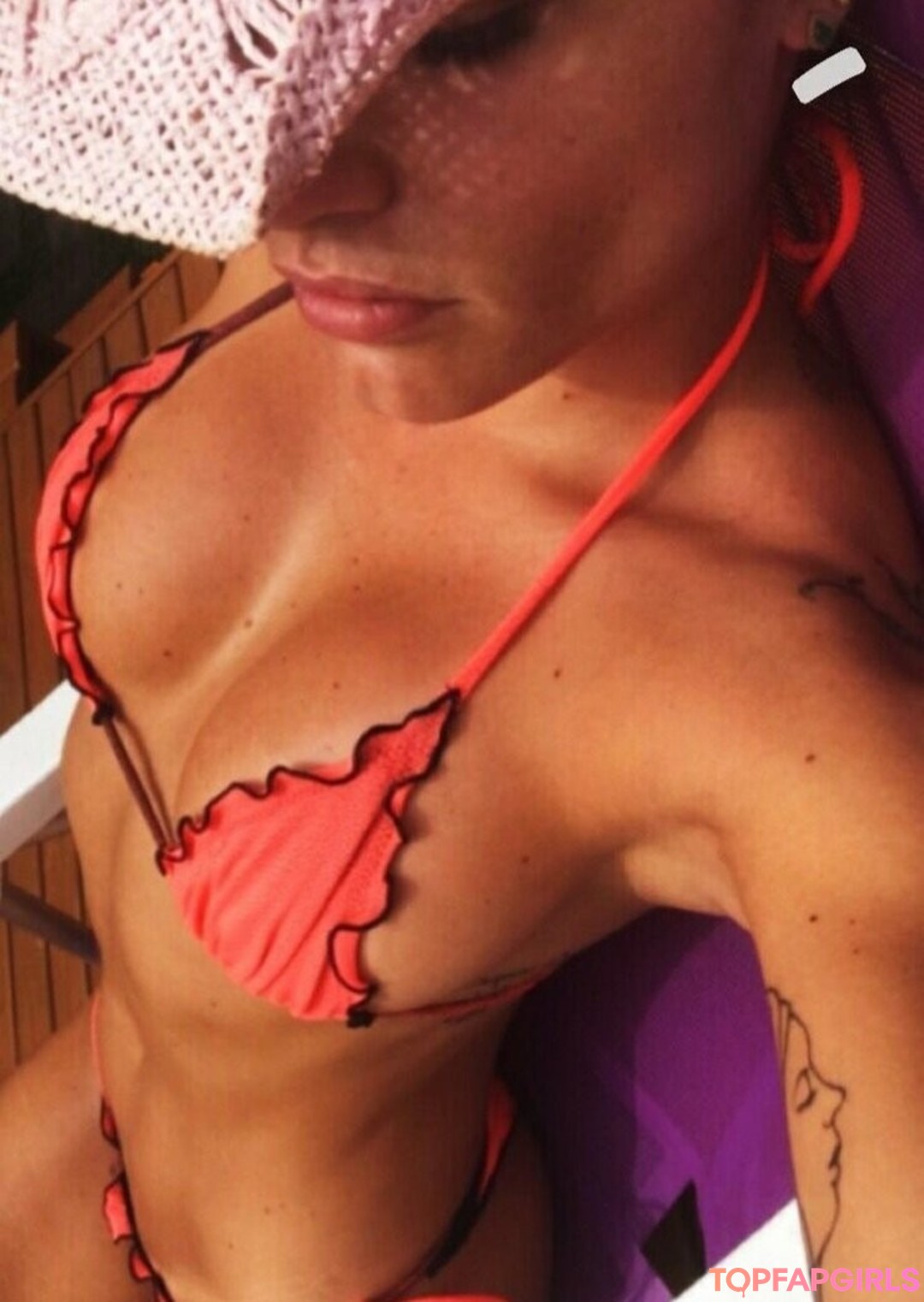 Natalia Casassola pretty pornstar gallery