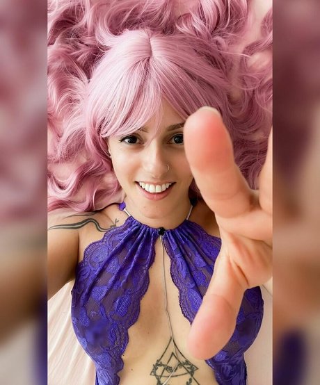 fat shemale onlyfans xxx photos