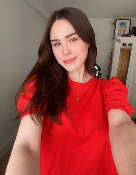 Frankie Lollia adult model img