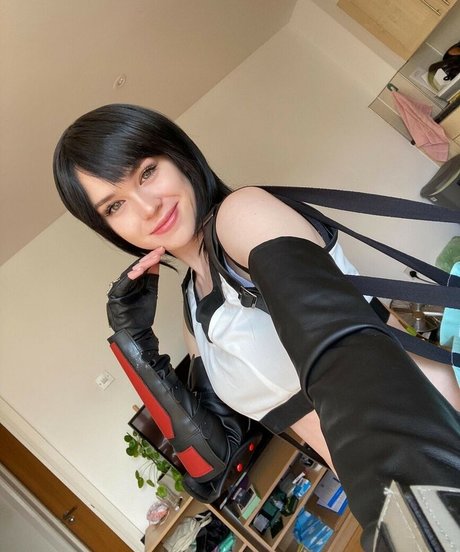 Frankie Lollia pretty pornstar photo