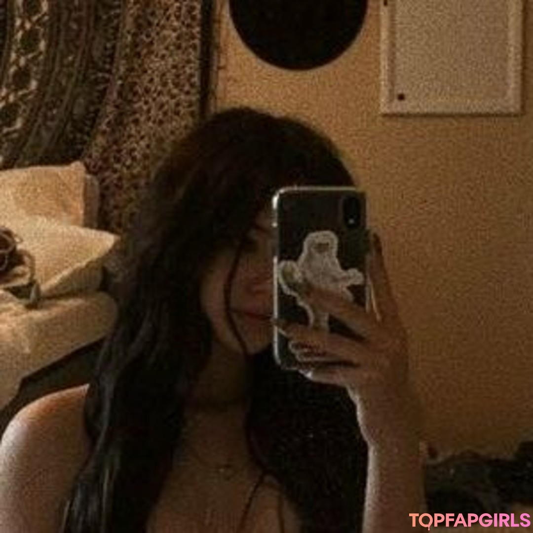 nonsalemwitch nude actress picture