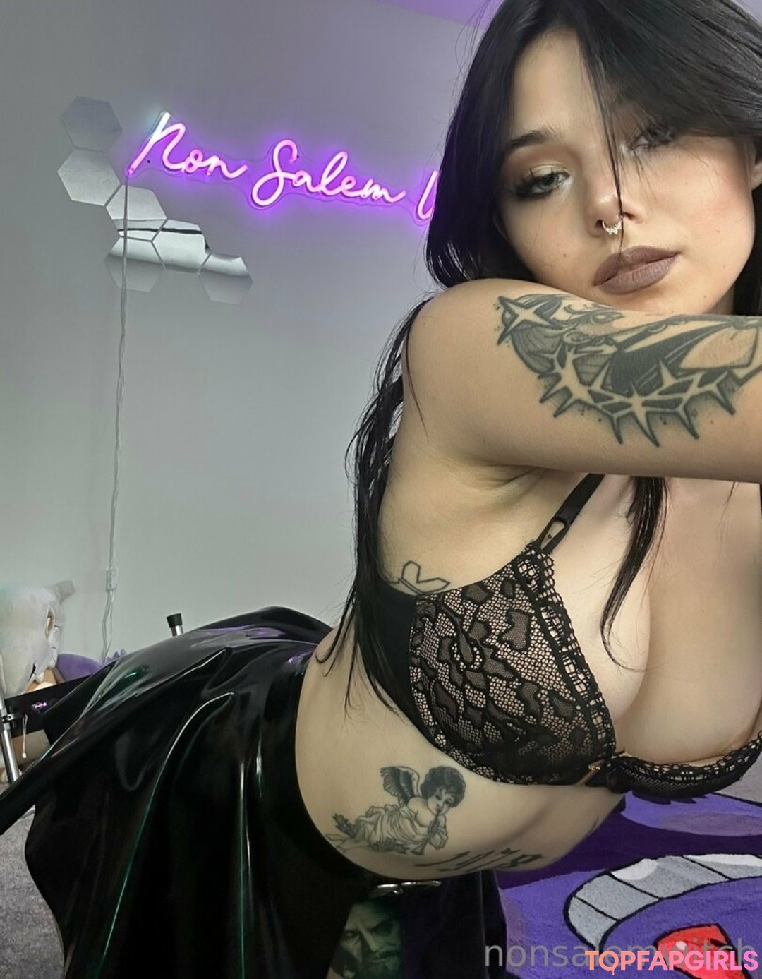 armpit licking onlyfans adult pics