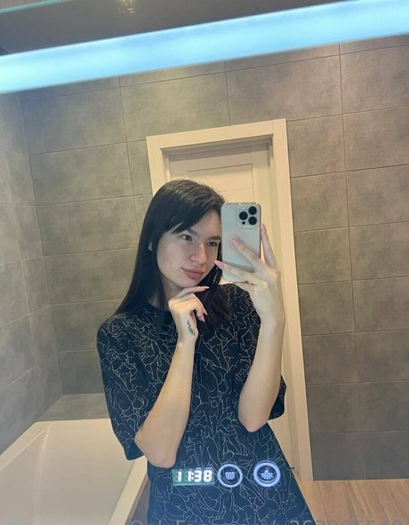 stepdaughter onlyfans hot naked gallery