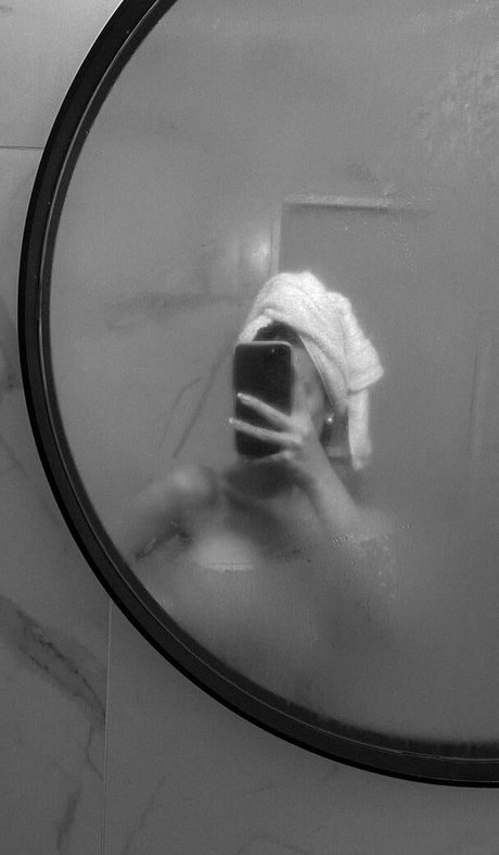 lesbian anal strapon onlyfans hot pic