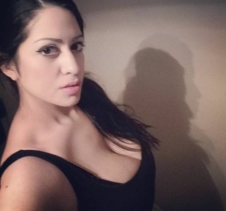 Jennifer Cortez free model gallery