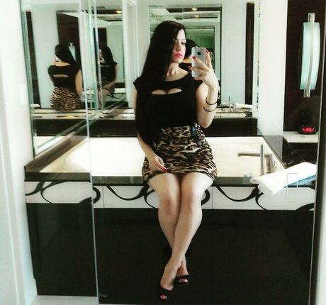 Jennifer Cortez naked star photos