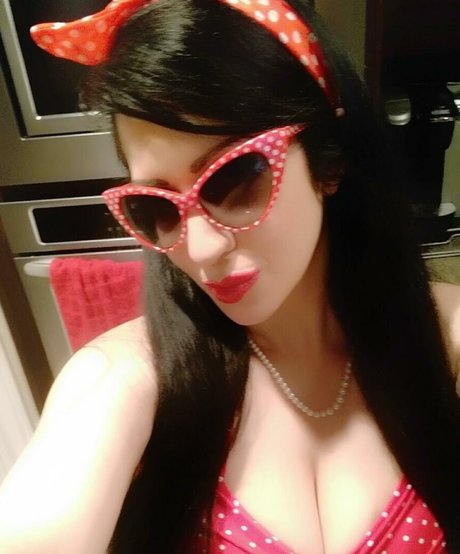 Jennifer Cortez naked model archive