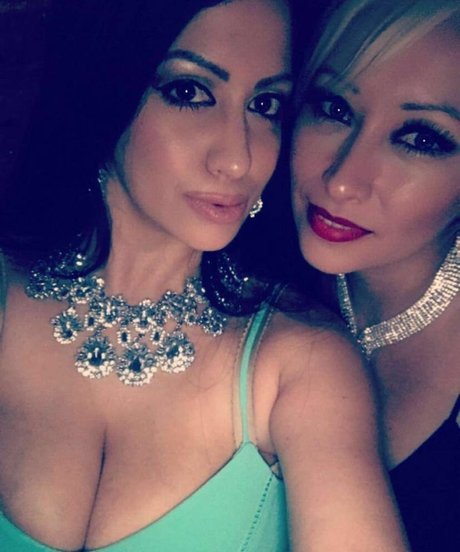 Jennifer Cortez model porn pic