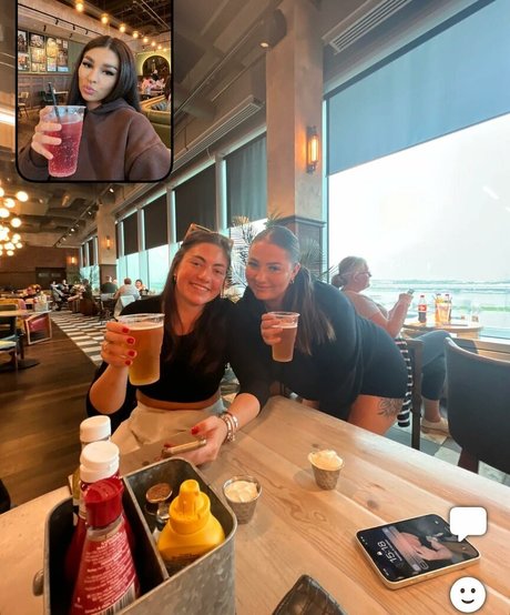 chelsea leigh model naked picture