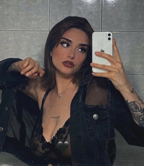 skinny brunette onlyfans free pictures