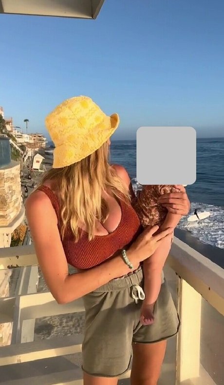 Isabella Abell hd actress pic