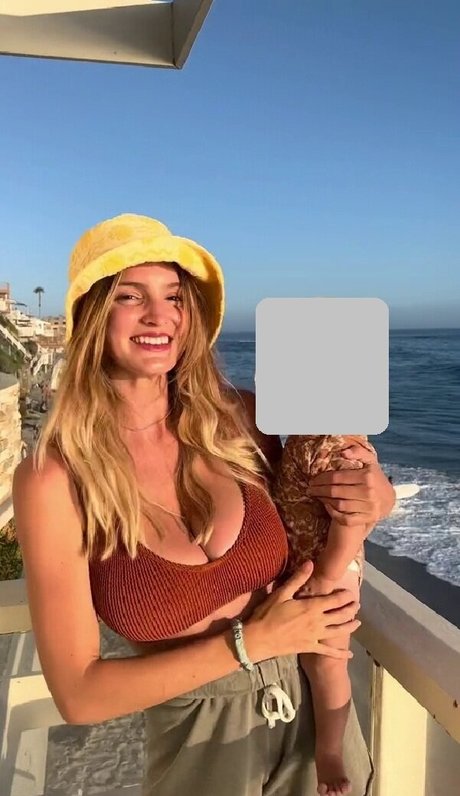 Isabella Abell beautiful star photo